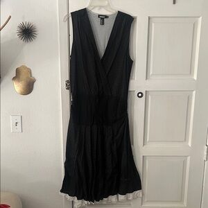 DKNY Elegant Black Sleeveless Midi Dress